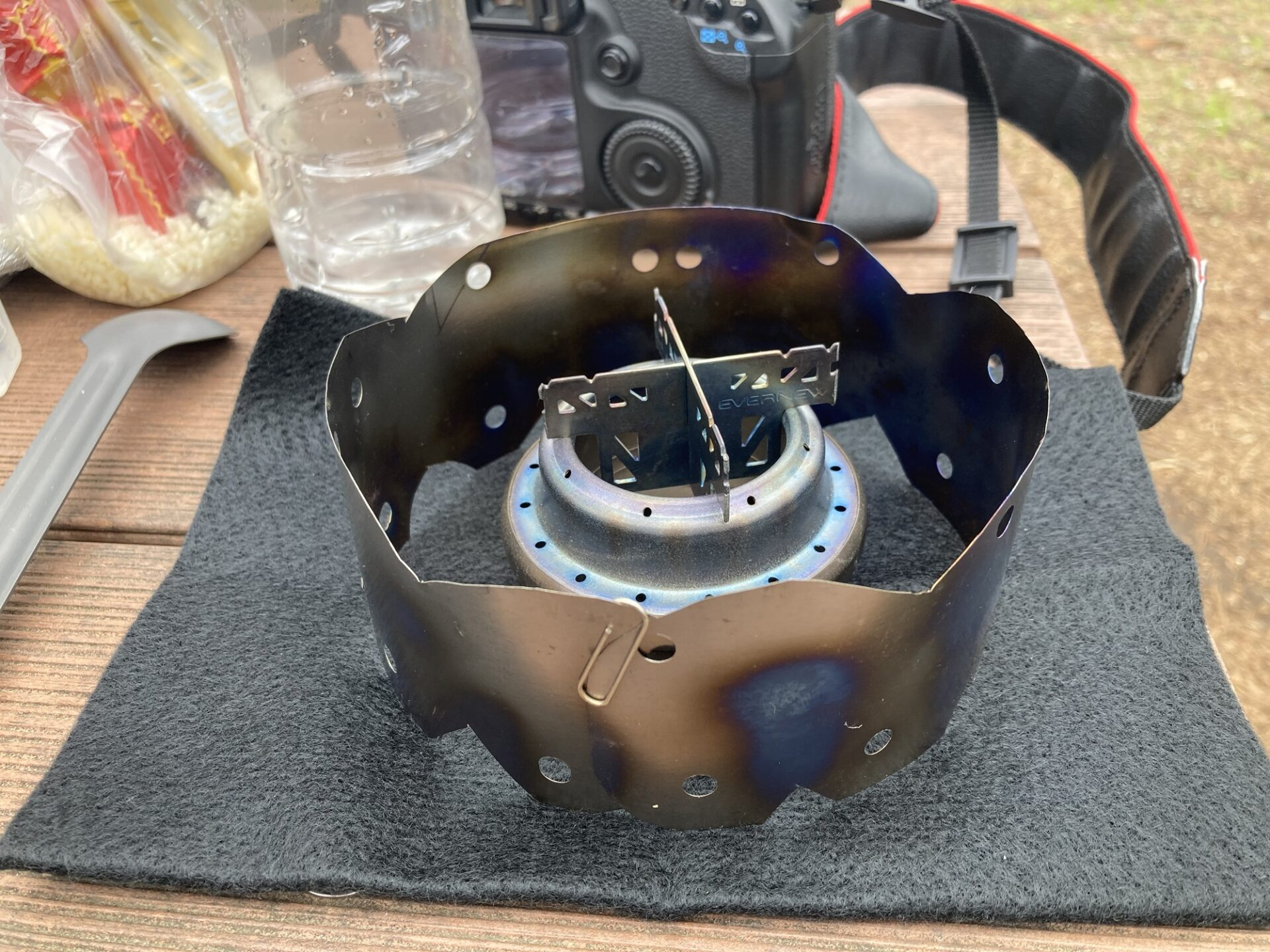 レビュー【エバニュー・Tiアルコールストーブ】使ってわかる便利